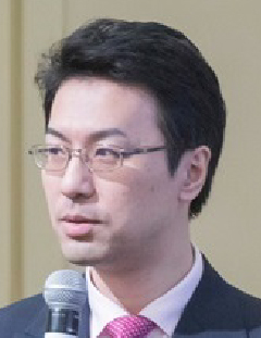 speaker photo